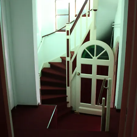 Saint Vincent מלון 3*