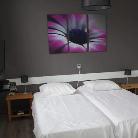 Saint Vincent מלון 3*